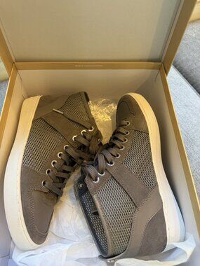 NEW IN BOX MICHAEL KORS High-Top Mesh Sneaker 7M